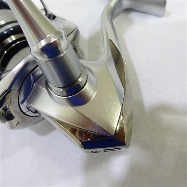 １９ストラディック４０００ＭＨＧーＬ